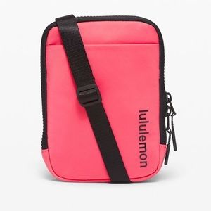 NWOT Lululemon Easy Access Bag - Guava Pink